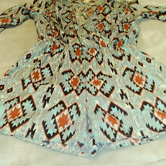 Romper - Picture 4 of 4